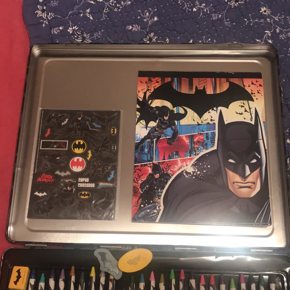 Batman Tin Color Set - Picture 7 of 14
